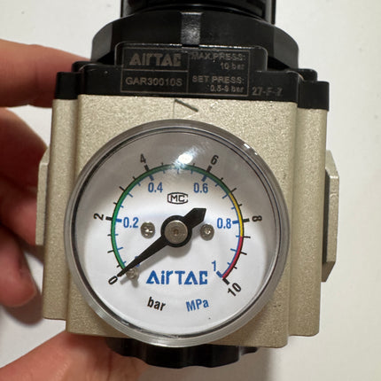 Airtac GAR300: Air Pressure Regulator - GAR30010SG