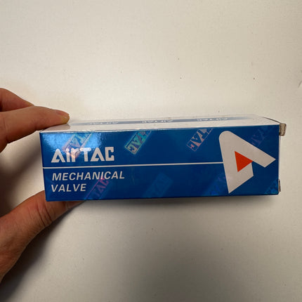 Airtac M3PL110-06: Manual Valve. 3 Way - M3PL11006T