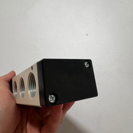 Airtac 4V410-15: Solenoid Air Valve - 4V41015E