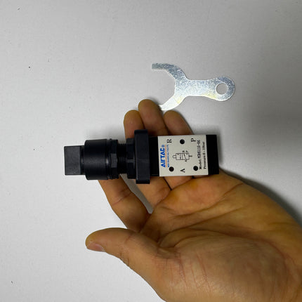 Airtac M3HS110-06: Manual Valve. 3 Way - M3HS11006BG