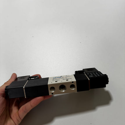 Airtac 4V230E-08: Solenoid Air Valve - 4V230E08BT