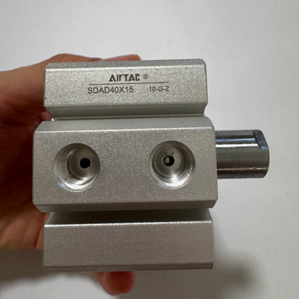 Airtac SDAD: Compact cylinder,double rod - SDAD40X15
