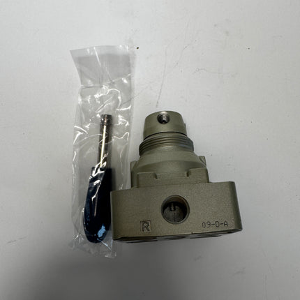 Airtac 4HV230-08: Hand Valve. Rotary Style - 4HV23008