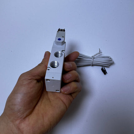 Airtac 5V21008:solenoid valve - 5V21008E200