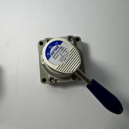 Airtac 4HV230-08: Hand Valve. Rotary Style - 4HV31008LT