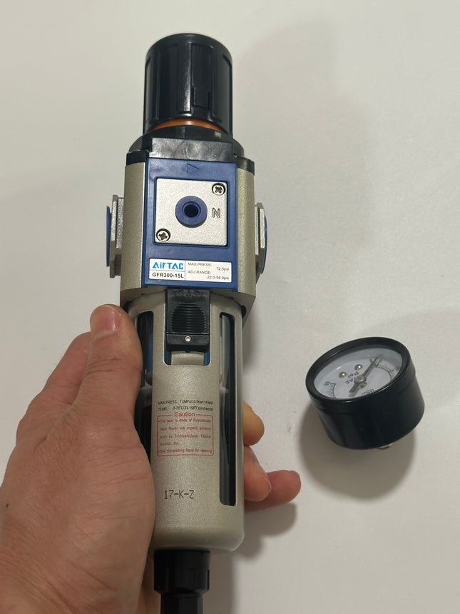 Airtac  GFR Series: Pressure regulating filter  - GFR30015ALJC2W