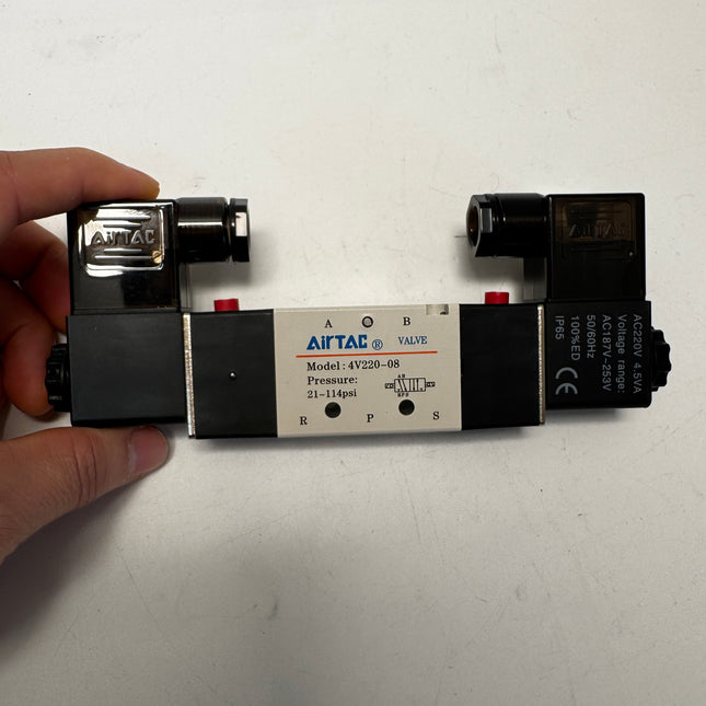 Airtac 4V220-08: Solenoid Air Valve - 4V22008AT