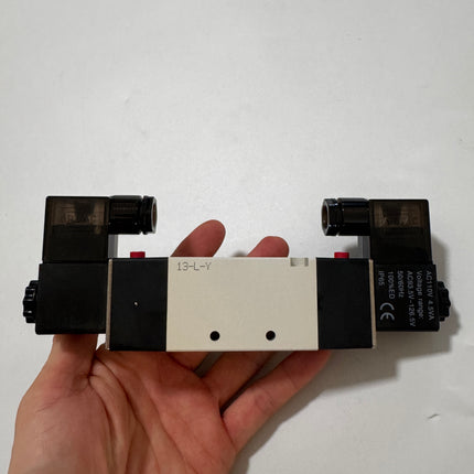 Airtac 4V320-10: Solenoid Air Valve - 4V32010C