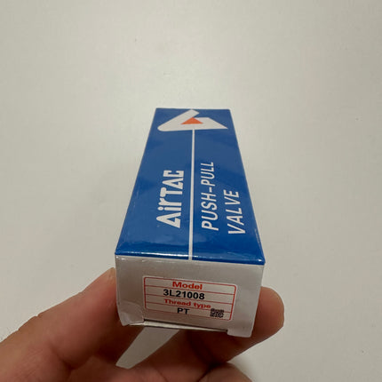 Airtac 3L210-08: Push Pull Valve. 3 Way - 3L21008