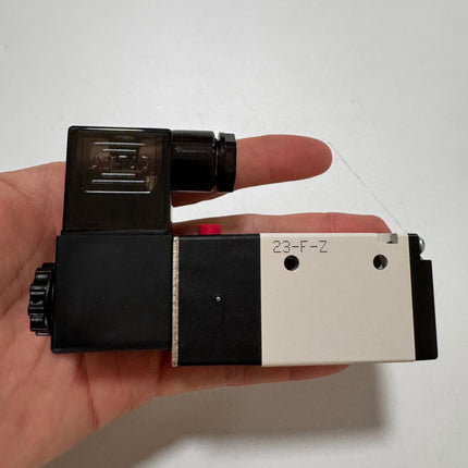 Airtac 3V210-08-NC: Solenoid valve(3/2 way) - 3V21008NCCT