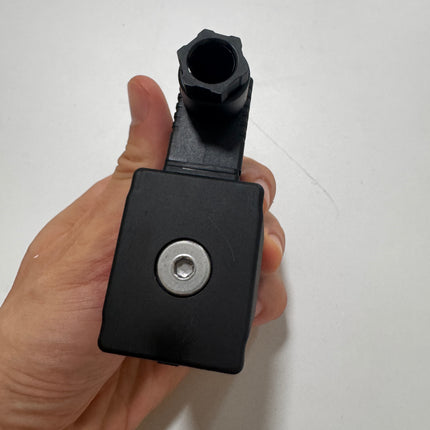 Airtac 2SH050-15: 2 Way Solenoid Valve - 2SH05015AG