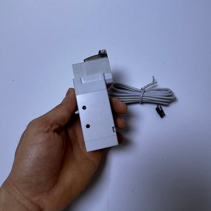 Airtac 5V21008:solenoid valve - 5V21008E200