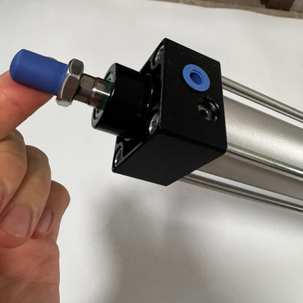 Airtac  SC series: Standard double-acting cylinder  - SC32X750S