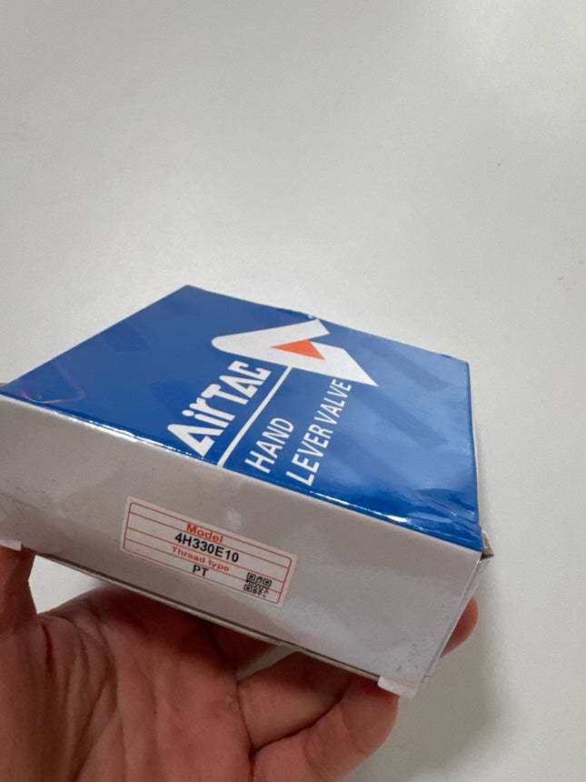 Airtac 4H330E-10: Hand Valve. Toggle Style - 4H330E10