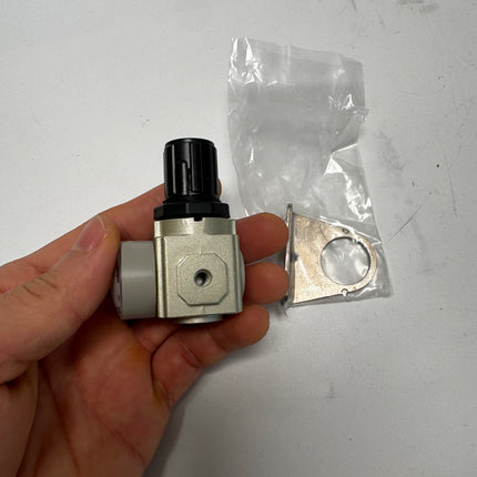 Airtac  GAR100 series: pressure regulating valve  - GAR100M5S