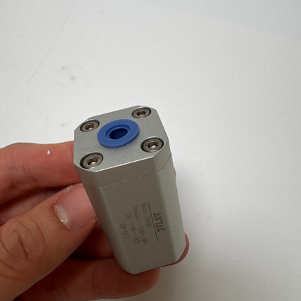 Airtac NRV-06: Non-Return Valve - NRV06