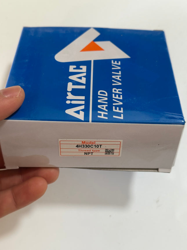 Airtac 4H330C-10: Hand Valve. Toggle Style - 4H330C10T