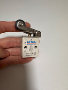 Airtac S3R-M5: Manual Valve. 3 Way - S3RM5