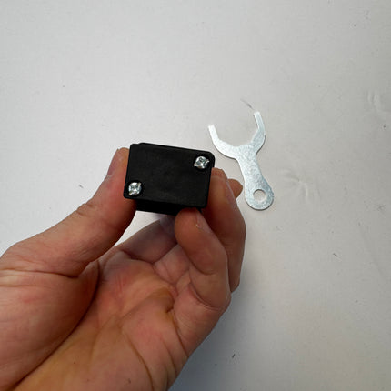 Airtac M3PL110-06: Manual Valve. 3 Way - M3PL11006G