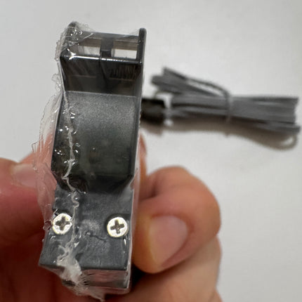 Airtac 7V0510-M5: Solenoid Air Valve  - 7V0510M5B050