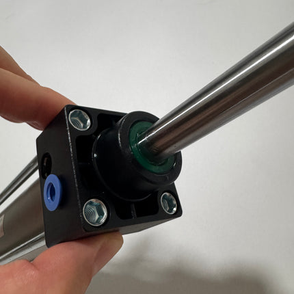 Airtac SCD: Standard Air Cylinder, Double rod type - SCD32X125S