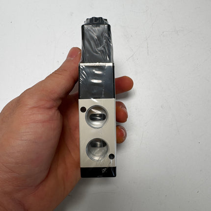Airtac 3V310-10-NC: Solenoid valve(3/2 way) - 3V31010NCBG