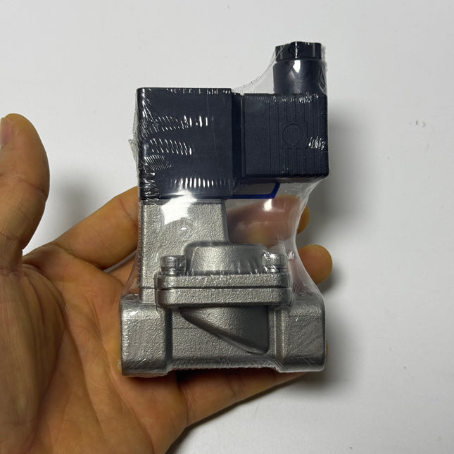Airtac 2S150-15: 2 Way Solenoid Valve - 2S15015B