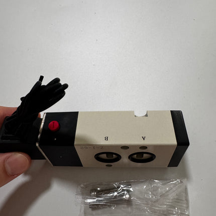 Airtac 4M310-08: NAMUR Solenoid Valve - 4M31008CI