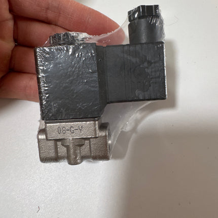 Airtac 2L030-08: 2 Way Solenoid Valve - 2L03008E