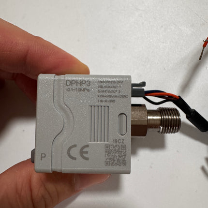 Airtac DPH:Electronic Digital Pressure Sensor - DPHP3-10020
