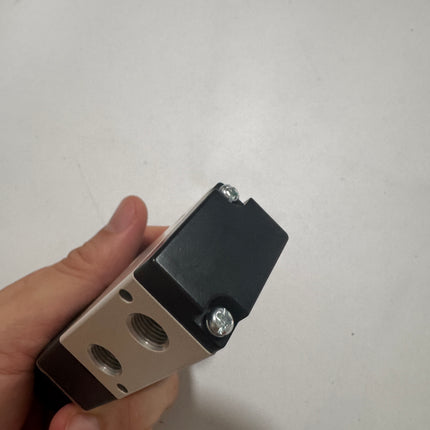 Airtac 3V210-06-NC: Solenoid valve(3/2 way) - 3V21006NCA