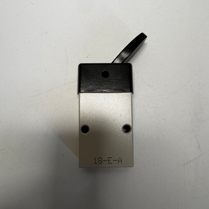 Airtac S3Y-06: Manual Valve. 3 Way - S3Y06G