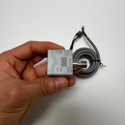 Airtac  DPH series: electronic digital display pressure sensor  - DPHP3-10020T