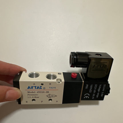 Airtac 4V210-08: Solenoid Air Valve - 4V21008BG-W