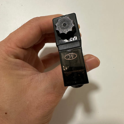 Airtac 4V110-06: Solenoid Air Valve - 4V11006E