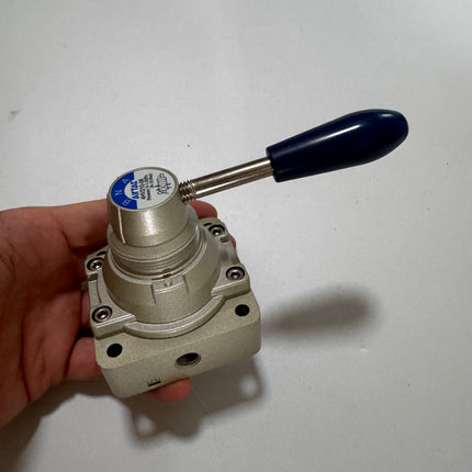 Airtac 4HV210-06: Hand Valve. Rotary Style - 4HV21006