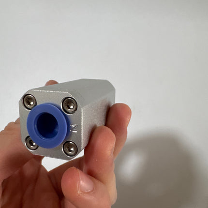 Airtac NRV-08: Non-Return Valve - NRV08T