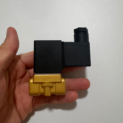 Airtac 2WT030-08: 2 Way Solenoid Valve - 2WT03008C