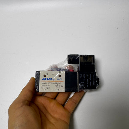 Airtac 3V210-08-NC: Solenoid valve(3/2 way) - 3V21008NCBT