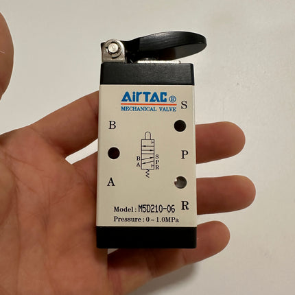 Airtac M5D210-06: Manual Valve. 5 Way - M5D21006