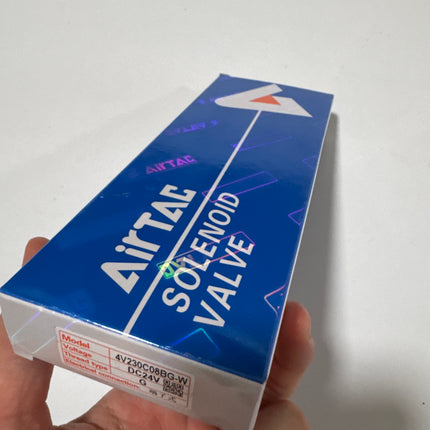 Airtac 4V230C-08: Solenoid Air Valve - 4V230C08BG-W