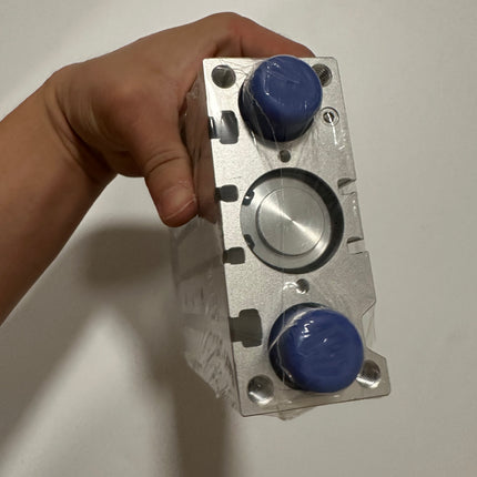 Airtac TCM: Triaxial Cylinder,Double Acting Type- TCM32X75S