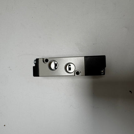 Airtac 4A110-06: Air Pilot Valve. 5 Way - 4A11006