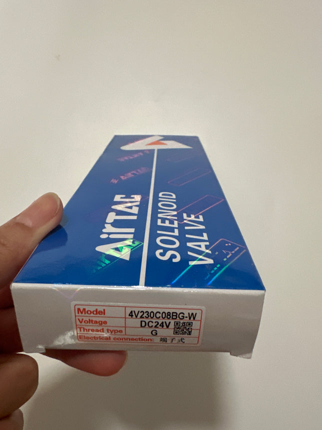 Airtac 4V230C-08: Solenoid Air Valve - 4V230C08BG-W