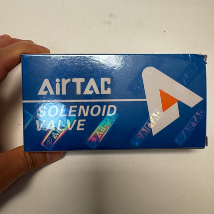Airtac 4V310-10: Solenoid Air Valve - 4V31010A
