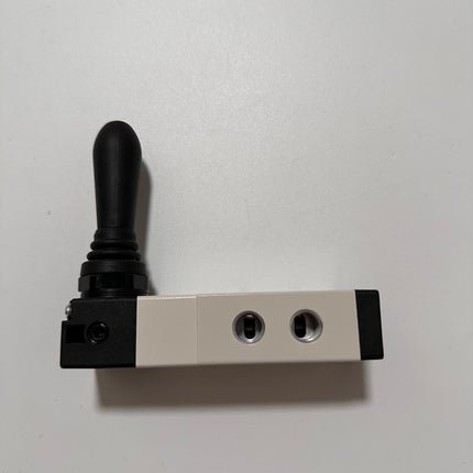 Airtac 4HA230E-06: Hand Valve. Toggle Style - 4HA230E06G