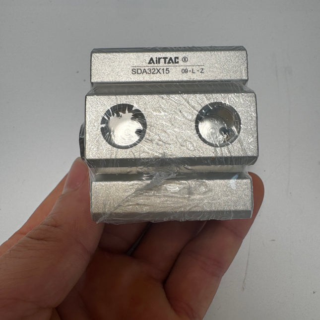 Airtac  SDA series: double action cylinder  - SDA32X15
