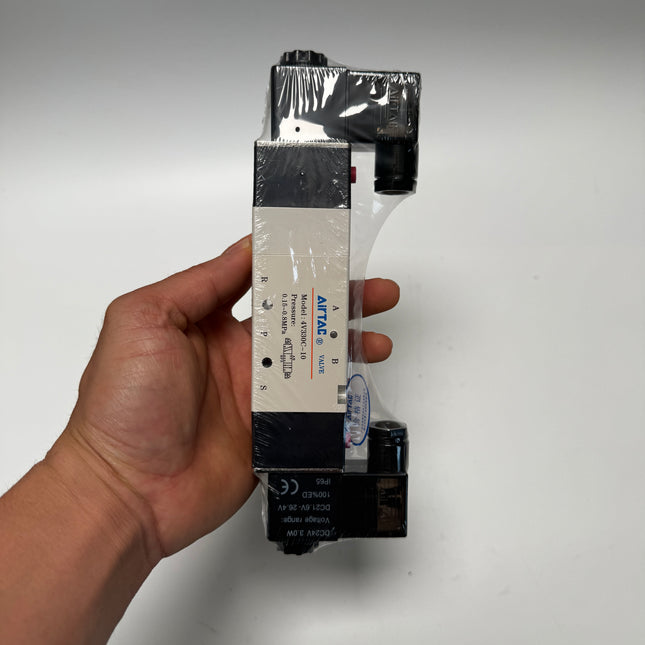 Airtac 4V330C-10: Solenoid Air Valve - 4V330C10B
