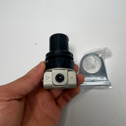 Airtac SDR200-06: Air Pressure Regulator  - SDR20006LNT