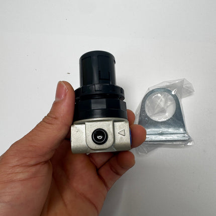 Airtac SDR200-06: Air Pressure Regulator  - SDR20006LNT